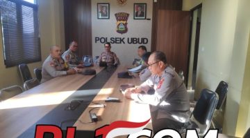 Personil Polsek Ubud Ikuti Pembinaan Rohani Hindu Terpadu Secara Daring