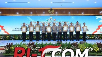 WAKAPOLRI BUKA RAKERNIS EMPAT FUNGSI PUSAT POLRI 2026, TEGASKAN PENGUATAN ORGANISASI DAN BERI PENGHARGAAN IKPA TERBAIK