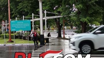 Jaga Kenyamanan Penumpang, Polisi Bandara Ngurah Rai Atur Lalin Pagi di Terminal Domestik