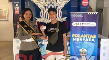 Pelayanan Humanis Satpas SIM Polresta Denpasar, “Polantas Menyapa” Berikan Kemudahan dan Kenyamanan Pemohon