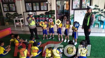 Kenalkan APIL dan Gerakan Lalu Lintas, Satlantas Polres Badung Sambangi Anak TK
