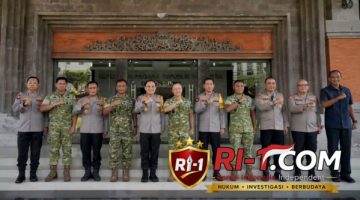 Kapolda Bali Terima Kunjungan Silaturahmi Mayjen TNI Piek Budyakto Jelang Penugasan Baru