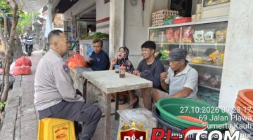 Sambang dan Rembuk Warga, Bhabinkamtibmas Sumerta Kauh Tindak Lanjuti Keluhan Sampah Liar