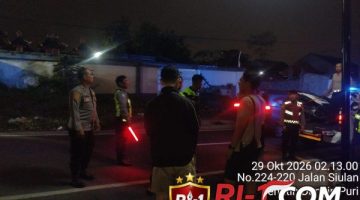 Respon Cepat Aduan 110, Polsek Dentim Datangi TKP Laka Lantas di Jalan Siulan